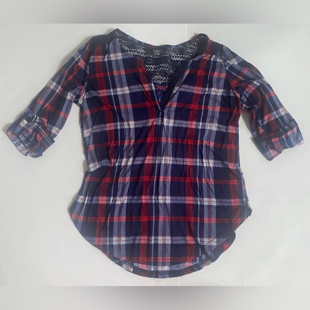 Rue21 Navy Blue, Red, & White Lace Checkered Flannel With Buttons Mid Sleeve